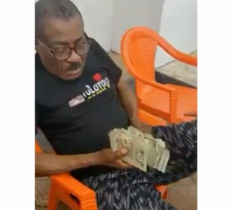 Man Found Money His Grandfather Hid In The Ceiling 30 Years Ago